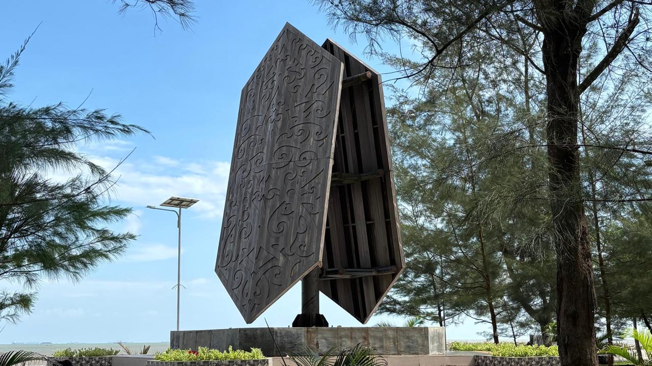 Tugu Dayak